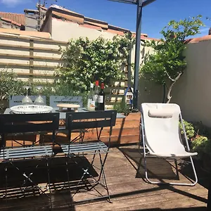  Hébergement de vacances Maison Avec Terrasse à Arles, Provence France